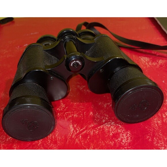 vintage Tasco Model 304 7x35 binoculars made in Japan. (with Covers & Case ) - Picture 5 of 9